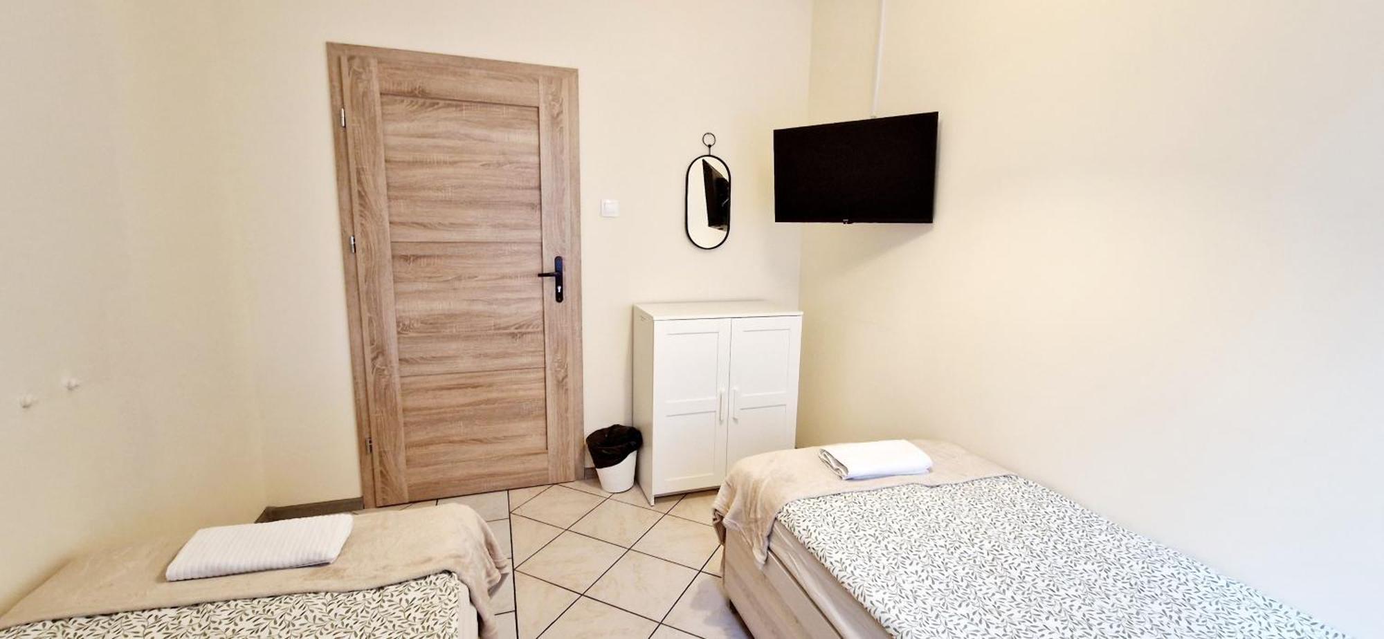 Hostel Milicka Wrocław Buitenkant foto